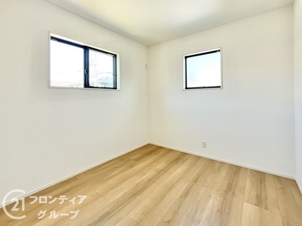 大和高田市大字大谷　新築一戸建て