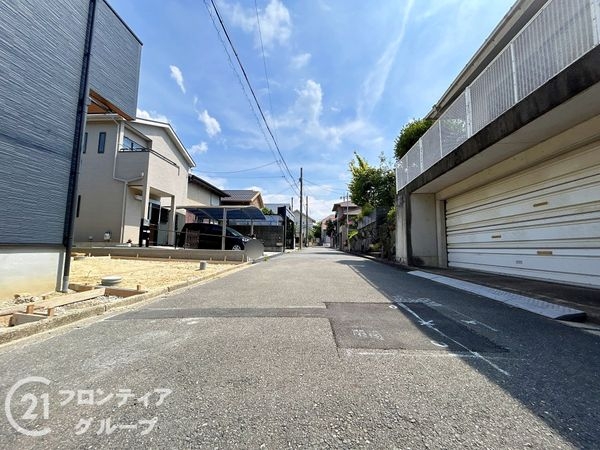 奈良市帝塚山２丁目　新築一戸建て　２号棟