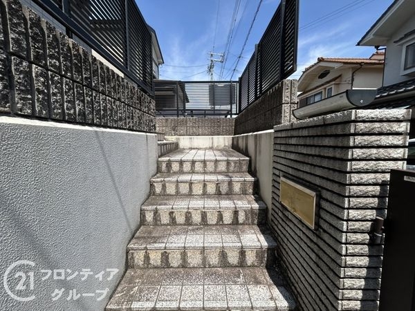 生駒郡三郷町勢野西５丁目の中古一戸建て
