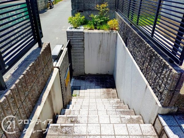 生駒郡三郷町勢野西５丁目の中古一戸建て