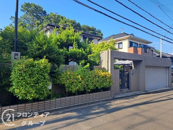 生駒市北大和５丁目の中古一戸建て