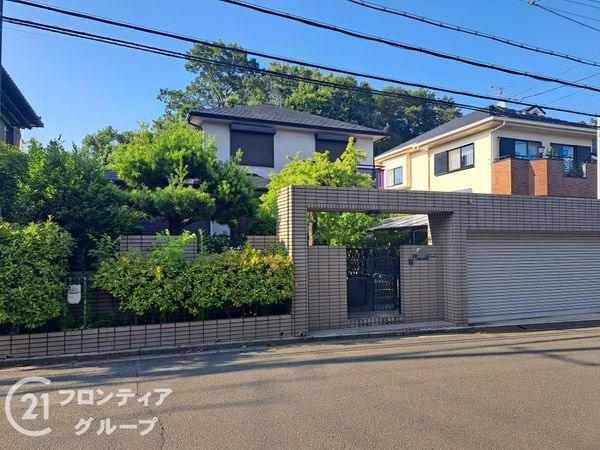 生駒市北大和５丁目　中古一戸建て