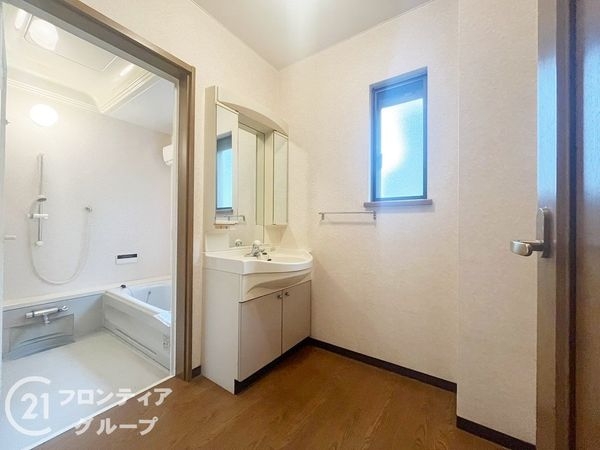 生駒市北大和５丁目の中古一戸建て