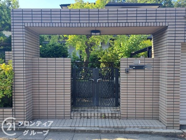 生駒市北大和５丁目の中古一戸建て