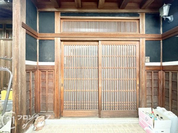 橿原市大久保町　中古一戸建て