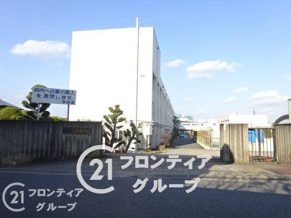 北葛城郡上牧町下牧1丁目の中古一戸建て(上牧町立上牧中学校)