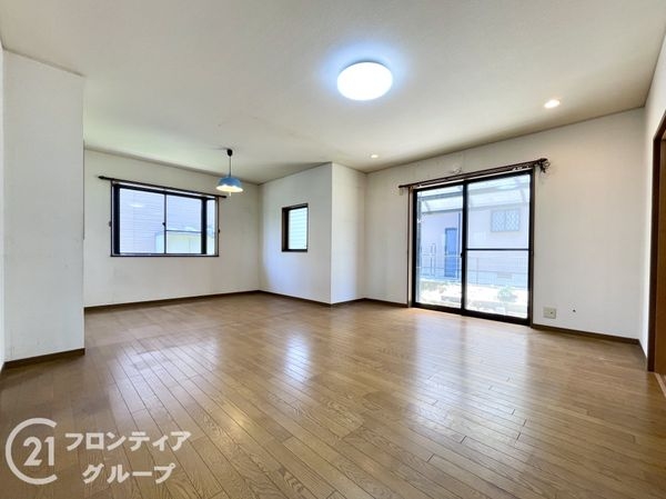 木津川市州見台４丁目の中古一戸建て