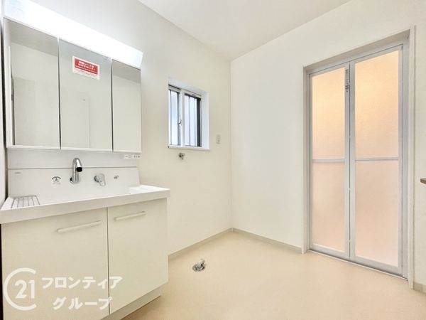 北葛城郡上牧町松里園１丁目の中古一戸建て