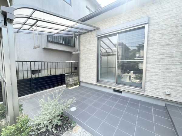 北葛城郡上牧町松里園１丁目の中古一戸建て