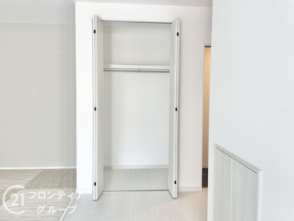 北葛城郡上牧町松里園１丁目の中古一戸建て