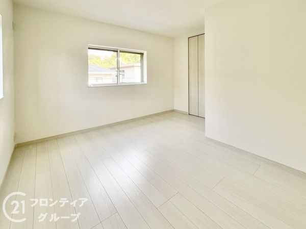 北葛城郡上牧町松里園１丁目の中古一戸建て