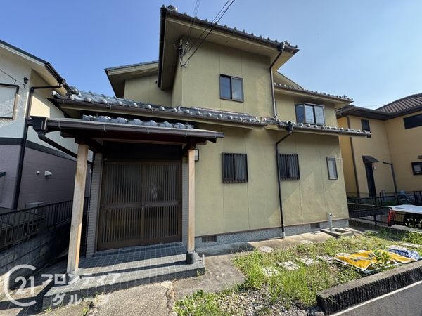生駒郡斑鳩町龍田北２丁目　中古一戸建て