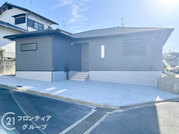 FrontierGardens　奈良市富雄川西１丁目　新…
