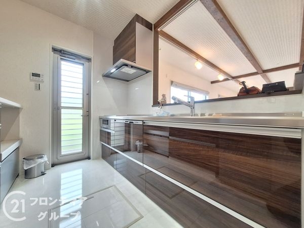 奈良市登美ヶ丘４丁目の中古一戸建て