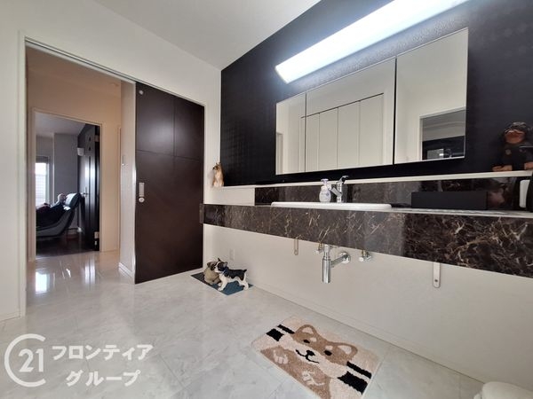 奈良市登美ヶ丘４丁目の中古一戸建て