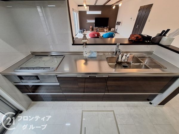 奈良市登美ヶ丘４丁目　中古一戸建て