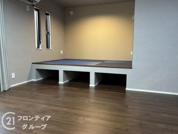 天理市川原城町の中古一戸建て