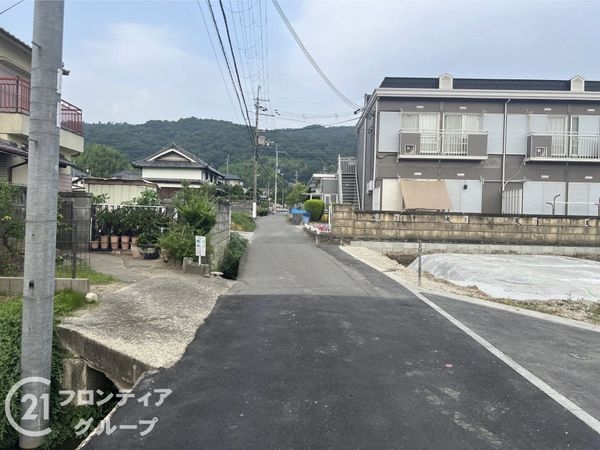 生駒郡平群町大字三里　新築一戸建て　4期　2号棟