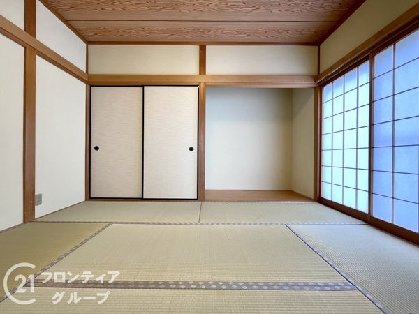 香芝市下田東５丁目の中古一戸建て