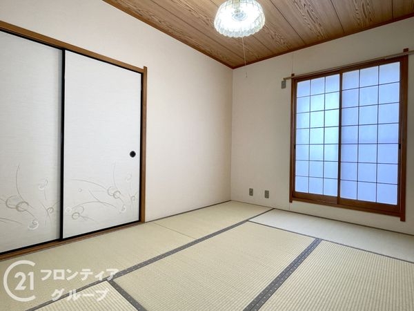 香芝市下田東５丁目の中古一戸建て