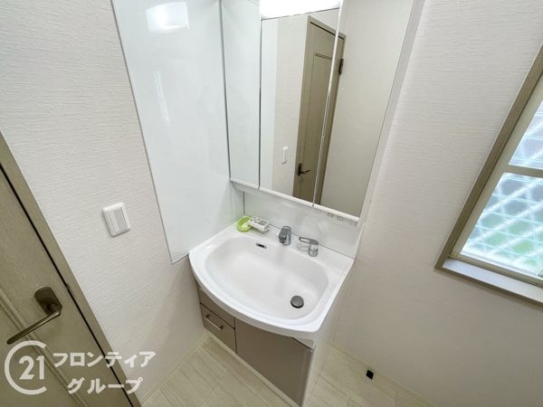 香芝市下田東５丁目の中古一戸建て
