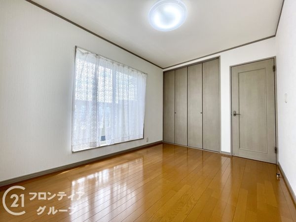 香芝市下田東５丁目の中古一戸建て
