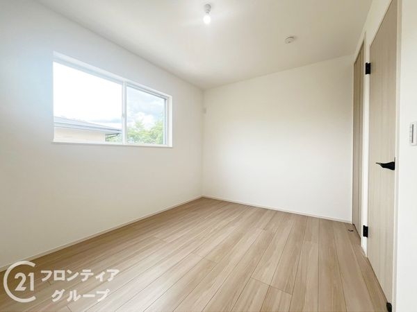 生駒市鹿ノ台南２丁目　新築一戸建