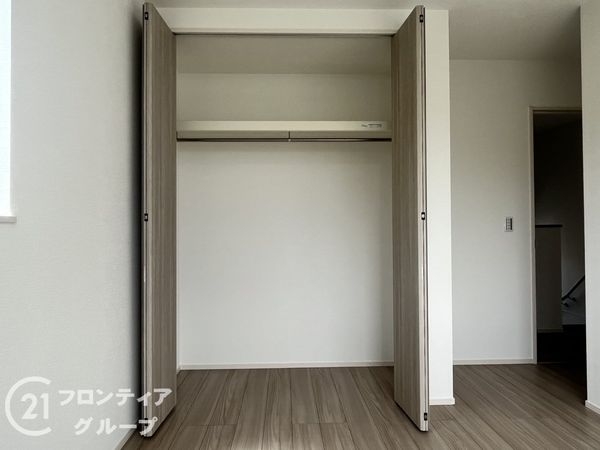 生駒市鹿ノ台南２丁目　新築一戸建