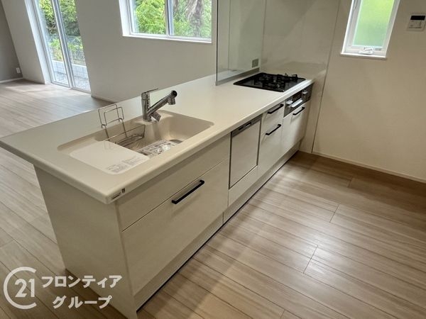 生駒市鹿ノ台南２丁目　新築一戸建