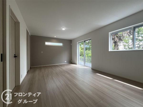 生駒市鹿ノ台南２丁目　新築一戸建