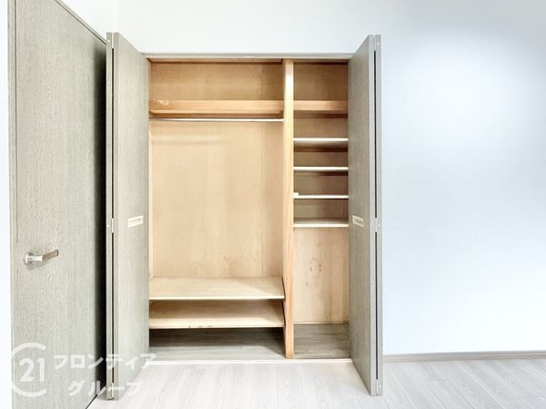 ローレルコートエスタ萩の台　5号棟　中古マンション