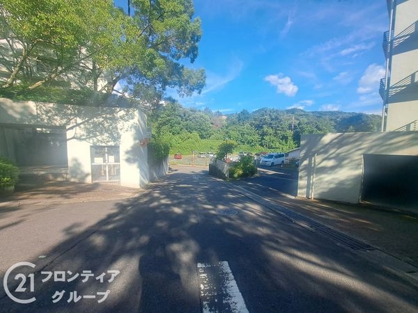 ローレルコートエスタ萩の台　5号棟　中古マンション