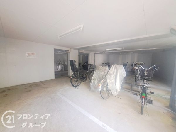 ローレルコートエスタ萩の台　5号棟　中古マンション