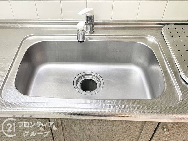 ローレルコートエスタ萩の台　5号棟　中古マンション