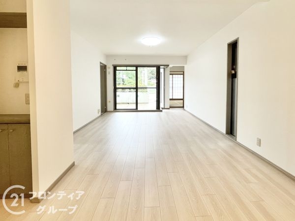 ローレルコートエスタ萩の台　5号棟　中古マンション