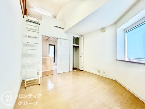 生駒市東菜畑２丁目の中古一戸建て