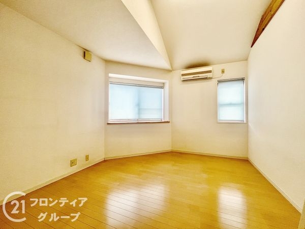 生駒市東菜畑２丁目の中古一戸建て