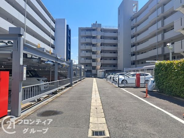 プランヴェール奈良新大宮 中古マンション(駐車場)
