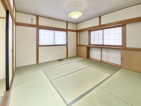 生駒市壱分町の中古一戸建て