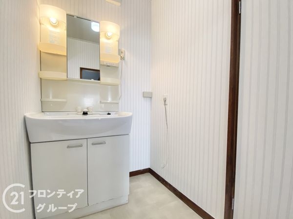 生駒市壱分町の中古一戸建て