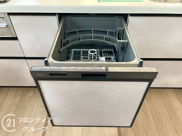 奈良市杏町　新築一戸建て　３号棟