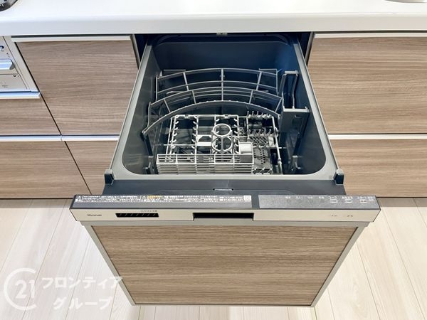奈良市杏町　新築一戸建て　２号棟