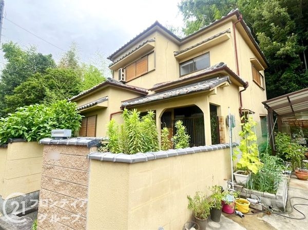 生駒市萩の台の中古一戸建て