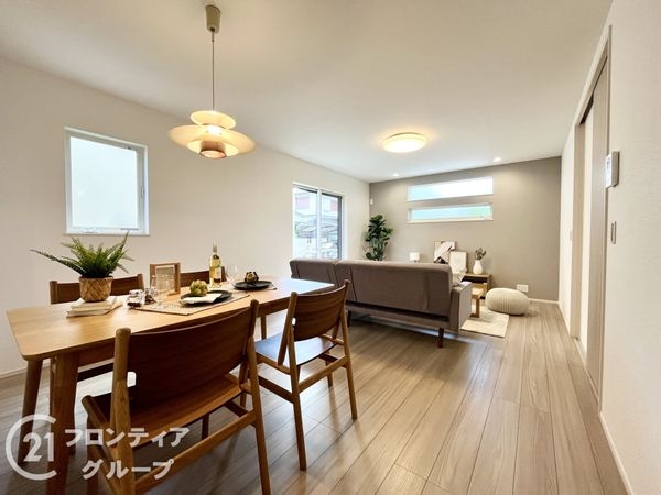 奈良市千代ヶ丘１丁目　新築一戸建て　１号棟