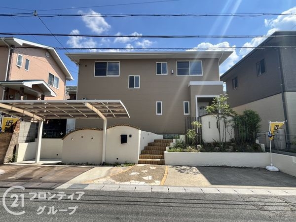 生駒市南山手台の中古一戸建て