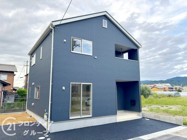 天理市田町　新築一戸建て　第１　２号棟