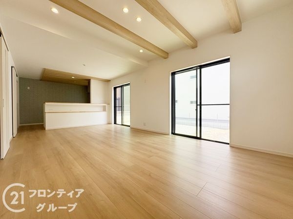 天理市三島町　新築一戸建て　1号棟