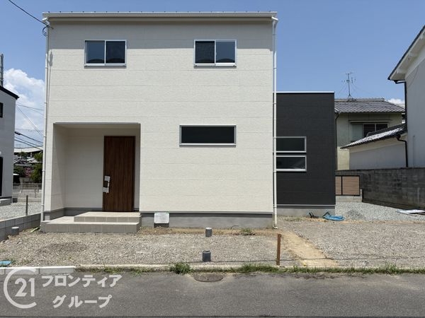 天理市三島町　新築一戸建て　2号棟