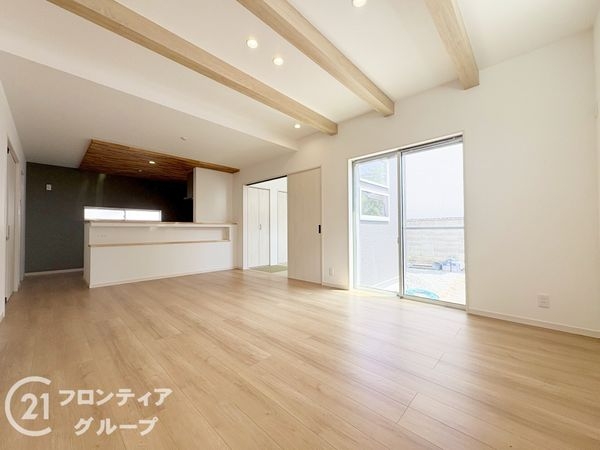天理市三島町　新築一戸建て　2号棟