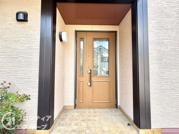 生駒郡平群町大字西向　中古一戸建て
